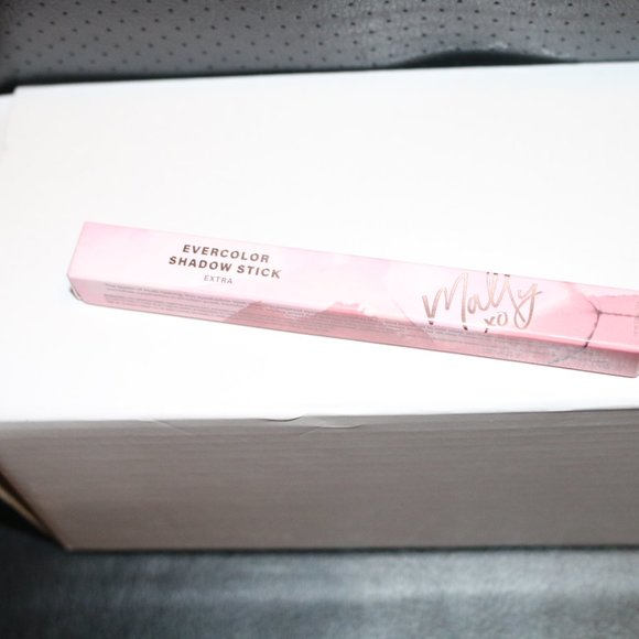 Molly XO Evercolor Shadow Stick Extra - Picture 1 of 2